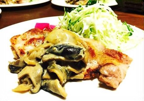 ポークソテーの豆乳ソースがけ